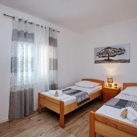 With Parking Space Razanj, Rogoznica - 21124 Apartamento Ražanj