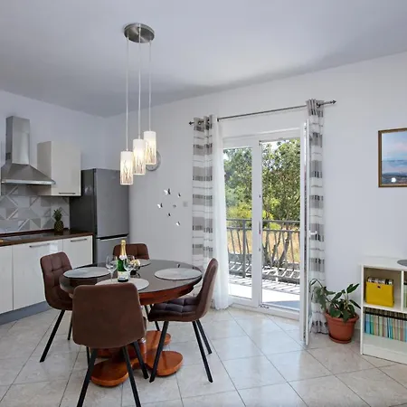 아파트 With Parking Space Razanj, Rogoznica - 21124 Ražanj